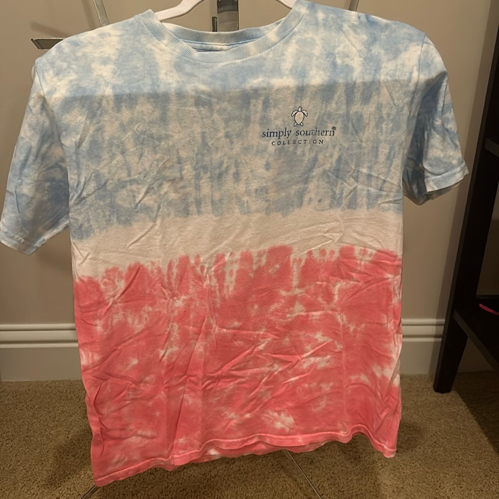 Simply Southern Tie dye t-shirt in girls size large.
